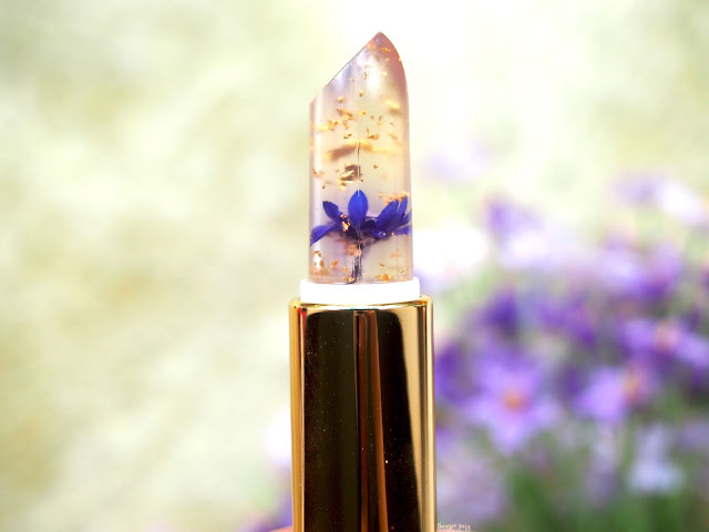 Kailijumei lipstick is a gorgeous looking lipstick. Only pink shade. It is moisturizing, soft, smooth and lightweight. It also long lasting. The packaging is innovative with a click at the top of the case.  