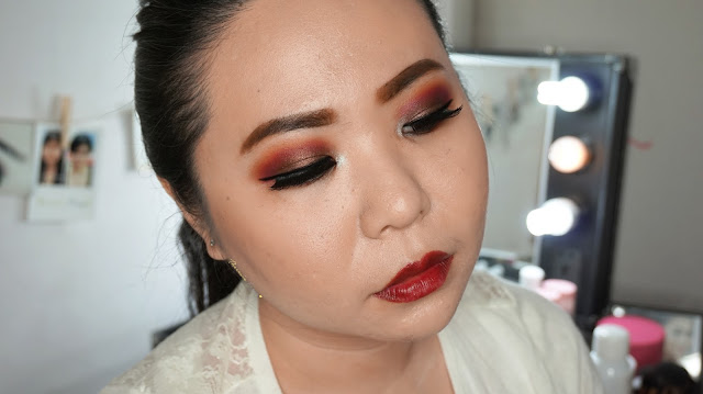 FALL INSPIRED MAKEUP TUTORIAL IN WARM RED AND BROWN EYES WITH DARK RED LIPSTICK Fall Makeup Tutorial with warm red and brown eyes and dark red lipstick. using wet n wild lipstick in dark cherry and coastal scent 120 eyeshadow palette. Come and Join my Makeup and Hairdo Course to learn the technique with Theresia Feegy in Jakarta. Available for Personal Makeup Course, Advance Intense Pro Makeup Course, One Day Wedding Makeup Course and Basic Hairdo Course. For pricing and inquiries, kindly email to muses.wonderland@yahoo.com