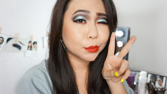 DISNEY VILLAIN HALLOWEEN INSPIRED LOOK- CRUELLA DE VIL BEAUTY MAKEUP TUTORIAL An easy beautiful halloween makeup inspired by disney villain, Cruella De Vil. A combination of purple and green on the eyes with a natural lips are perfect for you who wants to go as a disney villain this halloween. Come and Join my Makeup and Hairdo Course to learn the technique with Theresia Feegy in Jakarta. Available for Personal Makeup Course, Advance Intense Pro Makeup Course, One Day Wedding Makeup Course and Basic Hairdo Course. For pricing and inquiries, kindly email to muses.wonderland@yahoo.com