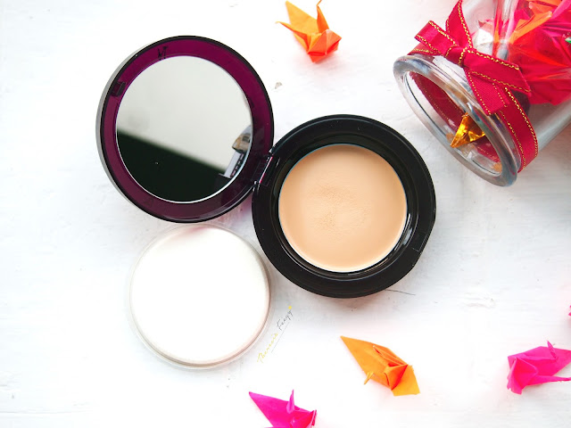privia u miracle bb compact is a foundation and powder in one go. Practical with a medium to high coverage perfect for dry skin.