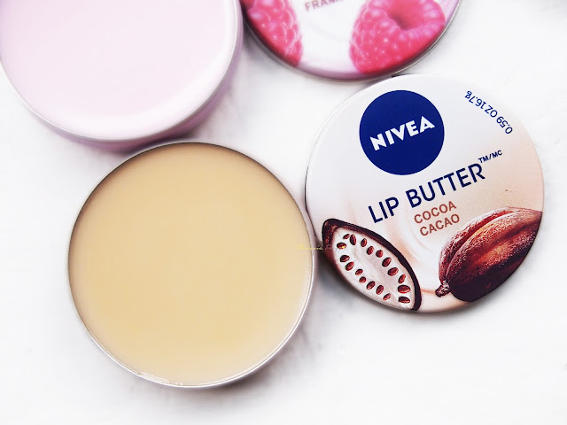 Nivea Lip Butter is one of the best for the dry and chapped lips. Containing natural almond oil and shea butter that heals the skin, soften the skin and calm the skin for a long period of time. Comes in four flavor, Raspberry Rose, Cocoa, Vanilla and Macadamia and Original. Price is idr 30.000 and available in supermarket like hyper mart or toko obat modern.