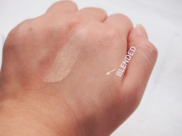 The Face Shop Oil Control Water Cushion is a new innovation of foundation (liquid) in a form of a compact, with a hard case and microfoam. TFS Oil Control water cushion controls sebum, it has the power of coverage, moisturizing and avoid uneven makeup. This is also lightweight!