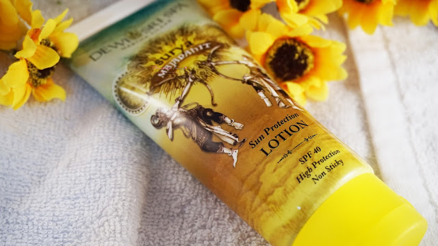 The best sun care products in Indonesia with a complete after sun care series from Dewi Sri Spa Martha Tilaar called Surya Majapahit. The range is a complete products consisting of Cooling Shower Gel with a menthol sensation and a great fresh scent, Sun Protection Lotion spf 40 and Soothing Body Gel that is lightweight and absorb really fast into the skin. A summer vacation must have to protect the skin from the sun with a cooling sensation to cool down the exposed skin to the sun. These are practical to be carried and easy to find at all martha tilaar store.