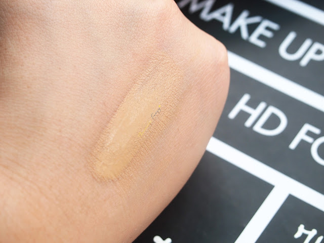 MAKE UP FOR EVER PROFESSIONAL PARIS ULTRA HD INVISIBLE LIQUID FOUNDATION IN Y315 REVIEW AND SWATCH MUFE ULTRA HD INVISIBLE LIQUID FOUNDATION for oily and dry skin. A light weight water based formula liquid foundation that gives a high coverage to fix the skin problem and moisturizing. This is the developed range from the previous HD Foundation. It blends easily onto the skin and doesnt sets into fine line. The best foundation for oily and dry skin.