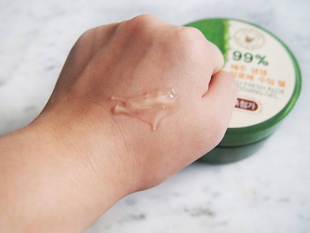 THE BEST FACE AND BODY SOOTHING GEL - THE SAEM JEJU FRESH ALOE SOOTHING GEL REVIEW The Saem Jeju Aloe Vera Soothing Gel review for sunburn, moisturizer, makeup base, lengthen lashes, mask, and soften cuticles. It finishes matte and subtle with a cooling effect and absorb quickly into the skin with a great scent.