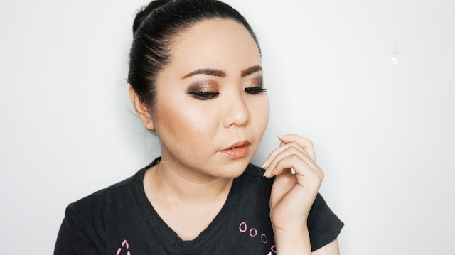 DRAMATIC SMOKEY BROWN EYE MAKEUP TUTORIAL WITH SEPHORA MAKEUP ACADEMY PALETTE Dramatic Brown Smokey Eyes to enhance asian eyes to look bigger without eye lids tape. Using brown and black from Sephora Makeup Academy Palette. Private class for corrective make-up is available in Jakarta. Smokey eye to enhance monolids.
