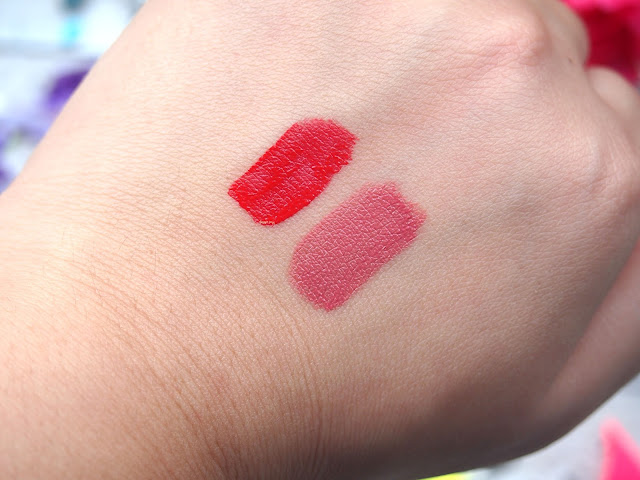 Pixy Lip cream in 01 chic rose and 03 classic red. Price RP 45.000. The consistency, the color pigmentation and staying power is amazingly high! Lightweight on the lips and the scent is sweet. It is easy to blend and spread on the lips. Settles into the lips quickly and doesnt leave sticky residue.