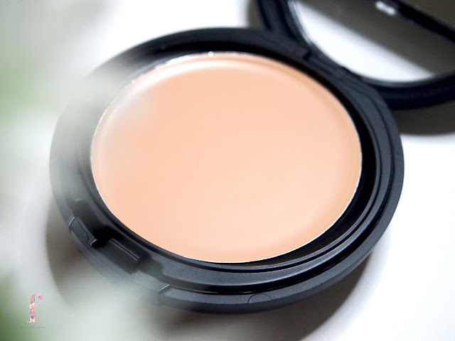 BYS Creme foundation has a high coverage. It melts and settle into the skin quickly leaving a matte finish, it blends easily and it is also build able. BYS contour and highlight stick has a very natural warm undertone color that give a very natural bronze sculpted look. It blends easily, has a medium pigmentation and build able. BYS Cosmetics Indonesia is very affordable if you are in a budget