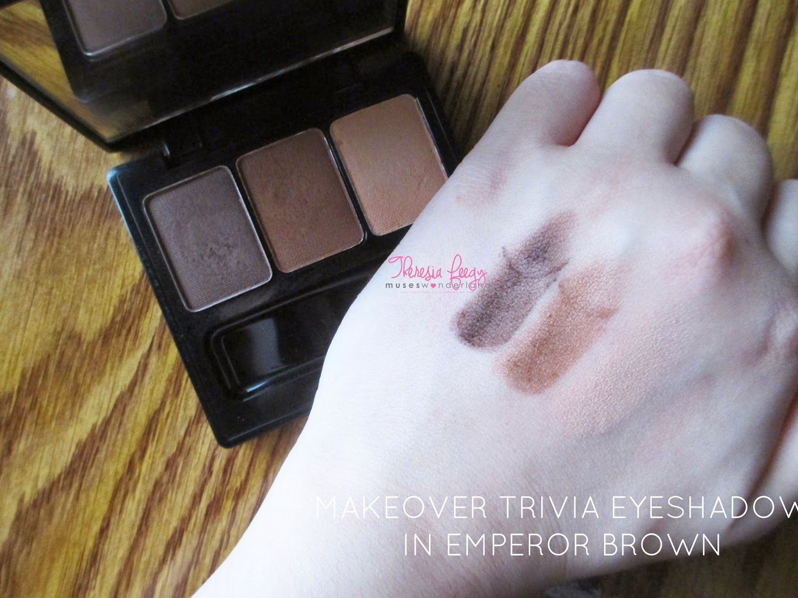 TOP 5 DAY TO NIGHT EYESHADOW KIT/PALETTE (RECOMMENDATION FOR SMOKEY EYES AND TRAVEL) makeup palette or kit that are versatile for day to night makeup look. All varies from local indonesia, to drugstore to high end, sariayu borneo eyeshadow b03. inglot diy palette, lorac pro to go palette, iillamasqua natural quad eyeshadow, makeover trivia eyeshadow in emperor brown,