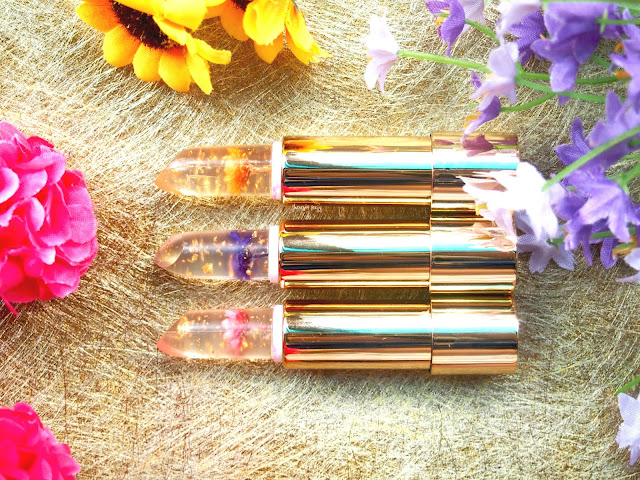 Kailijumei lipstick is a gorgeous looking lipstick. Only pink shade. It is moisturizing, soft, smooth and lightweight. It also long lasting. The packaging is innovative with a click at the top of the case.  
